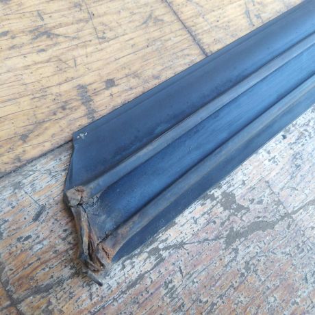 molding-dveri-niznii-komplekt-audi-100-c4-art-50013-big-5