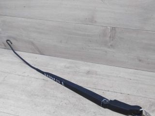 povodok-stekloocistitelia-pravyi-nissan-primera-p12-art-50455