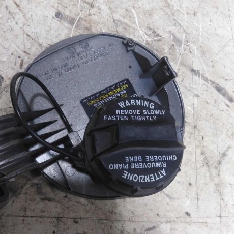 liucok-benzobaka-kia-cerato-2-art-53682-big-3