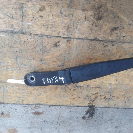 povodok-stekloocistitelia-levyi-kia-cerato-2-art-53923-big-1