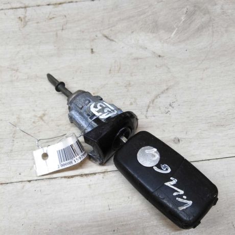 licinka-dvernogo-zamka-s-kliucom-volkswagen-golf-4-bora-art-53996-big-0