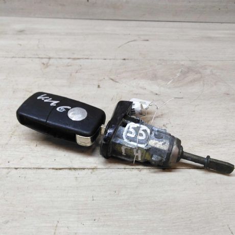 licinka-dvernogo-zamka-s-kliucom-volkswagen-golf-4-bora-art-53996-big-1