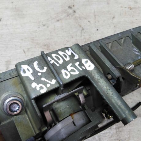 rucka-dveri-zadnei-levoi-raspasnoi-volkswagen-caddy-05-gv-art-54124-big-4