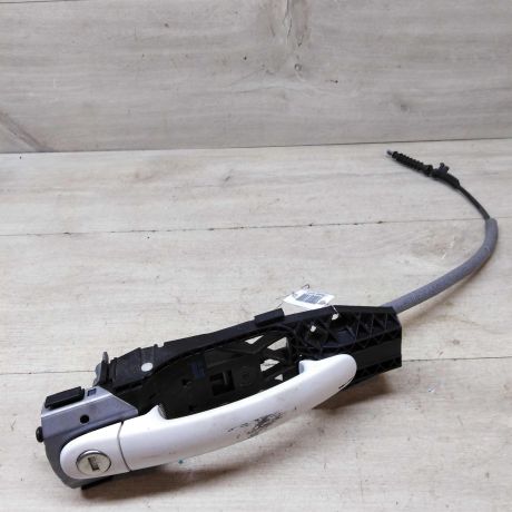 rucka-naruznaia-dveri-peredniaia-pravaia-volkswagen-polo-5-evropeiskaia-sborka-art-54941-big-0