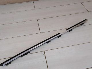 molding-dveri-zadnii-pravyi-pod-steklo-bmw-e39-art-55615