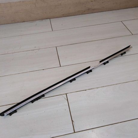 molding-dveri-zadnii-pravyi-pod-steklo-bmw-e39-art-55615-big-0