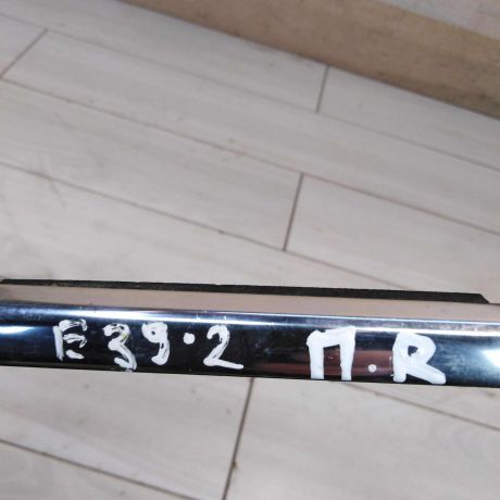 molding-dveri-perednii-pravyi-pod-steklo-bmw-e39-xromirovannyi-art-56008-big-2