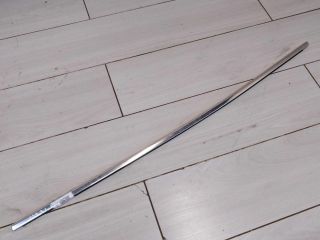 molding-dveri-zadnii-levyi-verxnii-pod-steklo-bmw-e39-xromirovannyi-art-56009