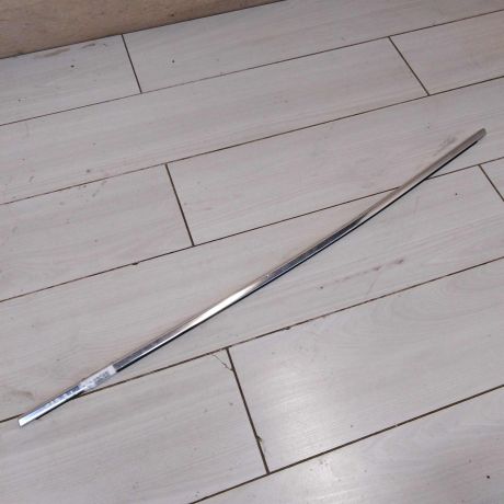 molding-dveri-zadnii-levyi-verxnii-pod-steklo-bmw-e39-xromirovannyi-art-56009-big-0