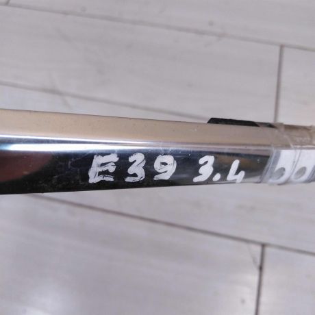 molding-dveri-zadnii-levyi-verxnii-pod-steklo-bmw-e39-xromirovannyi-art-56009-big-2