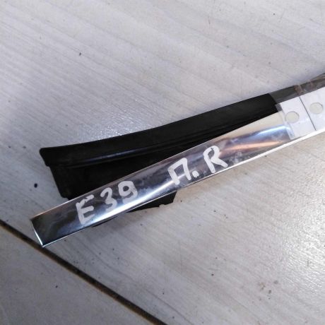 molding-krysi-xromirovannyi-perednii-pravyi-bmw-e39-art-56010-big-1