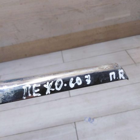 molding-dveri-perednii-pravyi-xromirovannyi-peugeot-607-art-56060-big-1