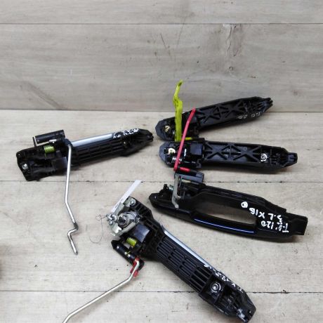 rucka-dveri-naruznaia-toyota-corolla-ix-e120-e130-e12-xetcbek-art-56394-big-1