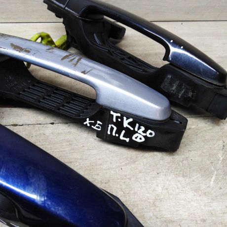 rucka-dveri-naruznaia-toyota-corolla-ix-e120-e130-e12-xetcbek-art-56394-big-2