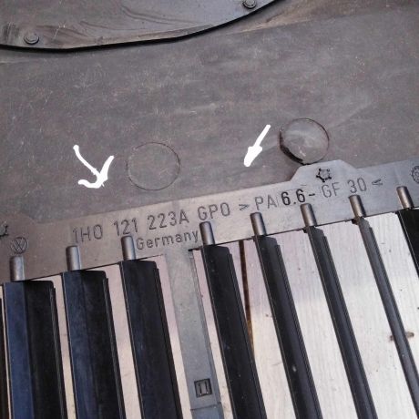 peredniaia-panel-televizor-volkswagen-golf-3-volkswagen-vento-art-57031-big-8