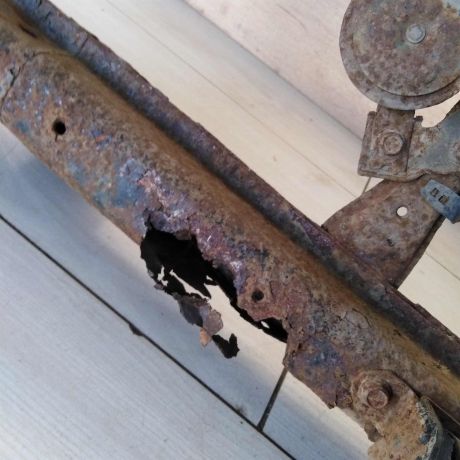 peredniaia-panel-televizor-mitsubishi-lancer-9-defekt-art-57548-big-9