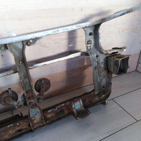 peredniaia-panel-televizor-mitsubishi-lancer-9-defekt-art-57548-big-4