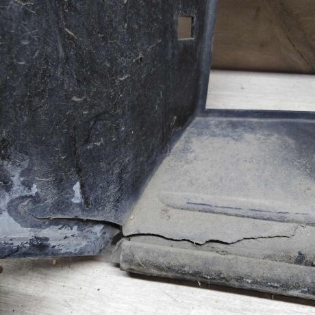 peredniaia-panel-televizor-bmw-x5-ii-e70-do-rest-defekt-art-57951-big-5