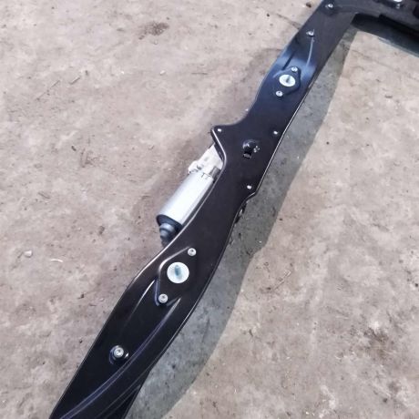 liuk-stekliannyi-krysi-bmw-x5-ii-e70-do-rest-art-58440-big-1