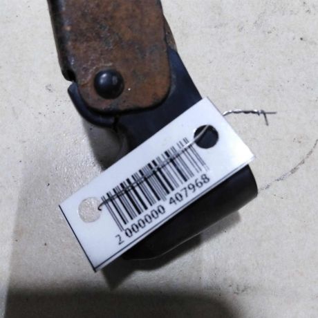 povodok-stekloocistitelia-kryski-bagaznika-volkswagen-transporter-t4-art-58603-big-1