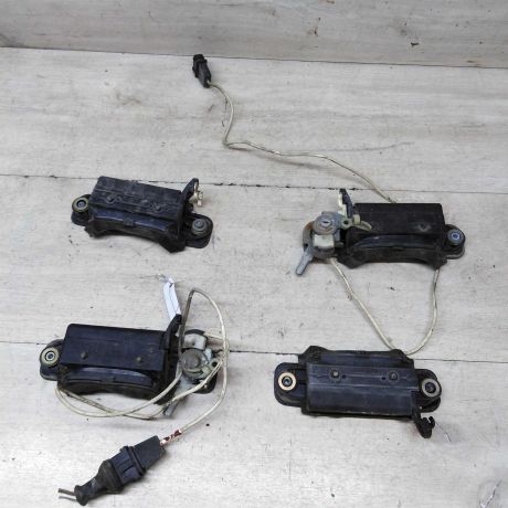 rucka-dveri-naruznaia-audi-a4-b5-art-58779-big-1