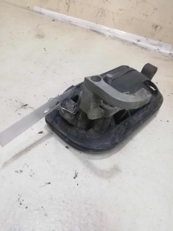 rucka-otkryvaniia-dveri-naruznaia-pravaia-volkswagen-transporter-t4-24d-19tdi-art-58904-big-2