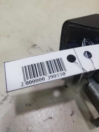 rucka-otkryvaniia-dveri-naruznaia-pravaia-volkswagen-transporter-t4-24d-19tdi-art-58904-big-3