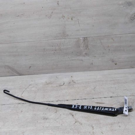 povodok-stekloocistitelia-kryski-bagaznika-hyundai-elantra-iii-xd-xetcbek-art-59203-big-0