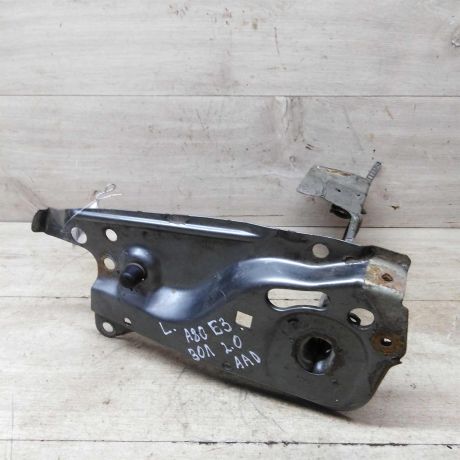 peredniaia-panel-televizor-levaia-cast-audi-80-b3-art-59302-big-2