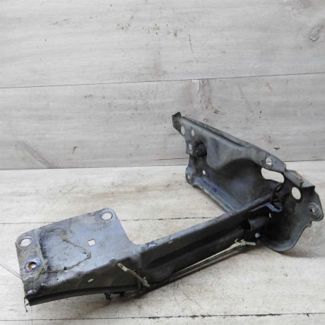 peredniaia-panel-televizor-pravaia-cast-audi-80-b3-art-59400-big-3