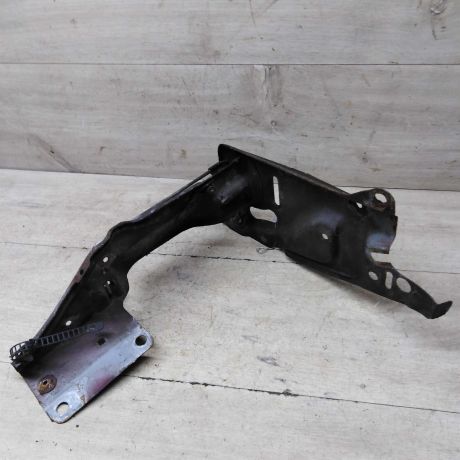 peredniaia-panel-pravaia-cast-televizor-audi-80-b4-art-60332-big-0