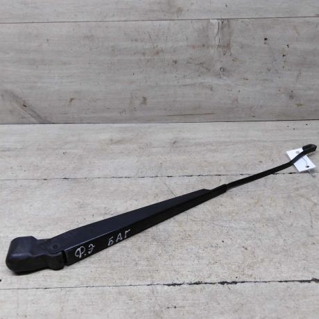 povodok-zadnei-kryski-bagaznika-ford-escort-5-rest-2-xetcbek-art-60435-big-0