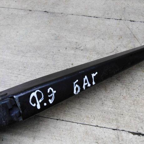 povodok-zadnei-kryski-bagaznika-ford-escort-5-rest-2-xetcbek-art-60435-big-2