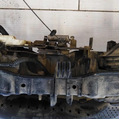 peredniaia-panel-televizor-ford-focus-3-av619f635bd-art-60539-big-6