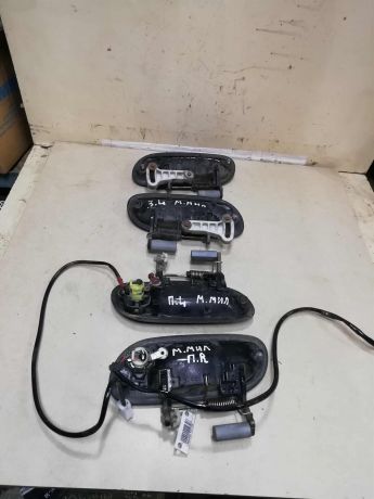 rucka-naruznaia-otkryvaniia-dveri-mazda-millenia-art-61010-big-3