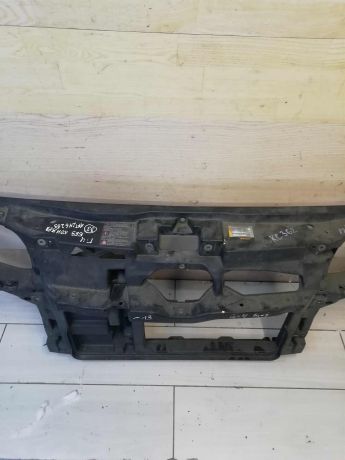 peredniaia-panel-televizor-volkswagen-golf-4-bez-kondicionera-volkswagen-bora-art-61025-big-1