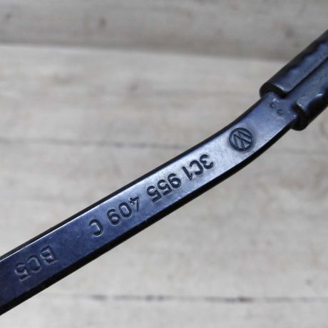 povodok-stekloocistitelia-lobovogo-stekla-levyi-volkswagen-passat-b6-19tdi-mkpp-27-art-61076-big-2