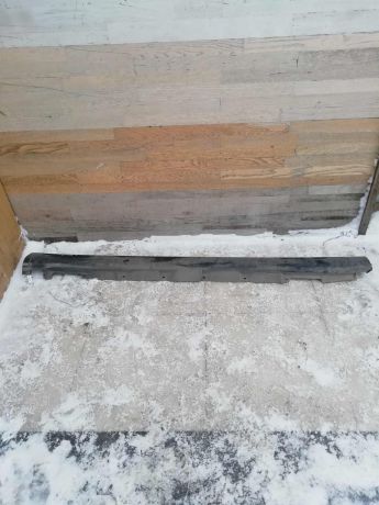 nakladka-na-porog-levaia-toyota-avensis-t250-gor-art-62584-big-0