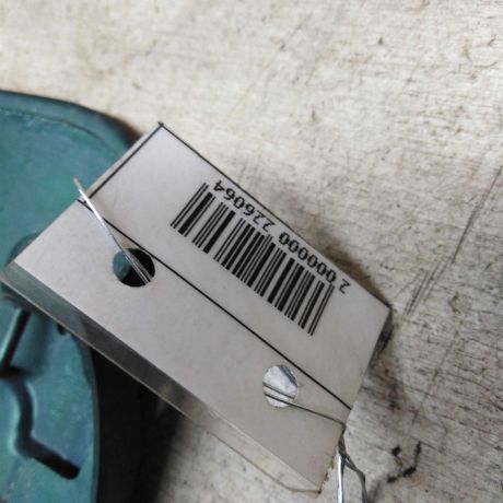 liucok-benzobaka-sedan-audi-a4-b5-art-63028-big-1