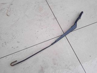 povodok-levyi-stekloocistitelia-peugeot-206-art-63271