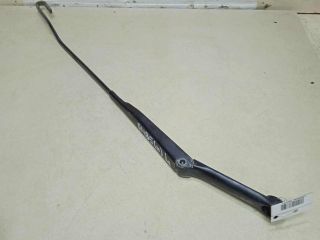 povodok-stekloocistitelia-levyi-audi-a4-b5-lobovogo-stekla-art-64071