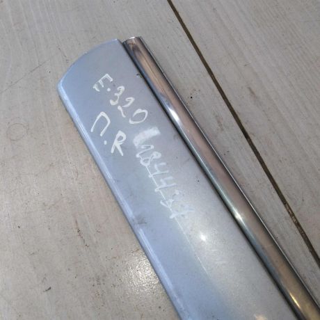 molding-dveri-perednii-pravyi-mercedes-e-class-e210-e240-art-64439-big-1