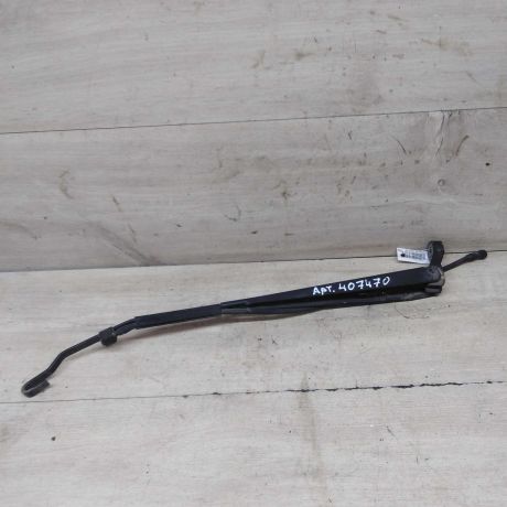 povodok-stekloocistitelia-kryski-bagaznika-mercedes-w638-art-64610-big-0