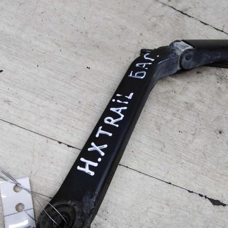 povodok-stekloocistitelia-kryski-bagaznika-nissan-x-trail-t30-art-64667-big-1