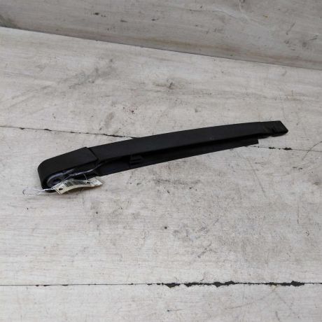 povodok-stekloocistitelia-kryski-bagaznika-universal-opel-vectra-c-art-64967-big-0