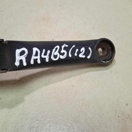 povodok-stekloocistitelia-pravyi-audi-a4-b5-rest-art-65258-big-1