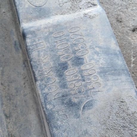 nakladka-na-porog-levaia-naruznaia-toyota-avensis-iii-t27-art-65340-big-1