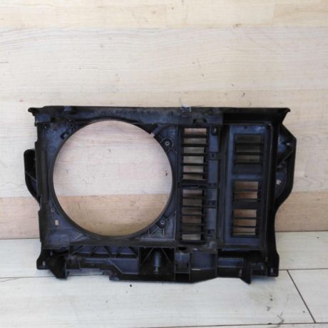 peredniaia-panel-televizor-peugeot-407-art-65391-big-2