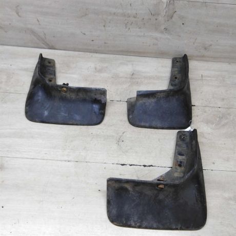 bryzgovik-mitsubishi-lancer-9-art-66221-big-1