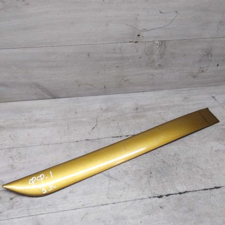 molding-dveri-zadnii-pravyi-srednii-ford-focus-1-art-67068-big-0